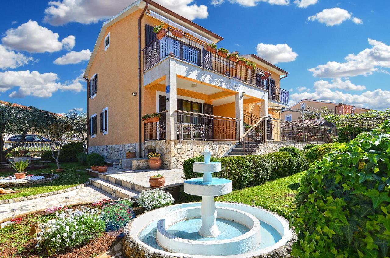 Apartment 1021 Fažana Kültér fotó